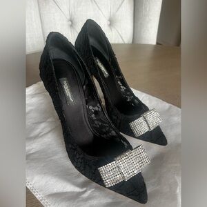 Dolce & Gabbana Crystal Bow Black Lace Pumps Sz 39